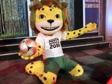 Holland America Line: cruceros flotantes durante el Mundial Imagen de la mascota del Mundial de Sudafrica